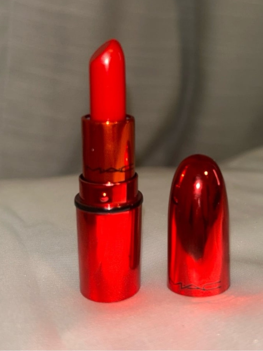 MAC Shiny Pretty Things Lipstick RUBY WOO Limited Edition Mini Lipstick NEW! RED